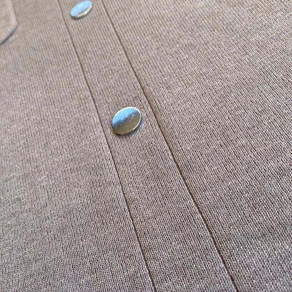 NWT Retrology Beige Tan Sweater Skirt, Size medium - Picture 3 of 10